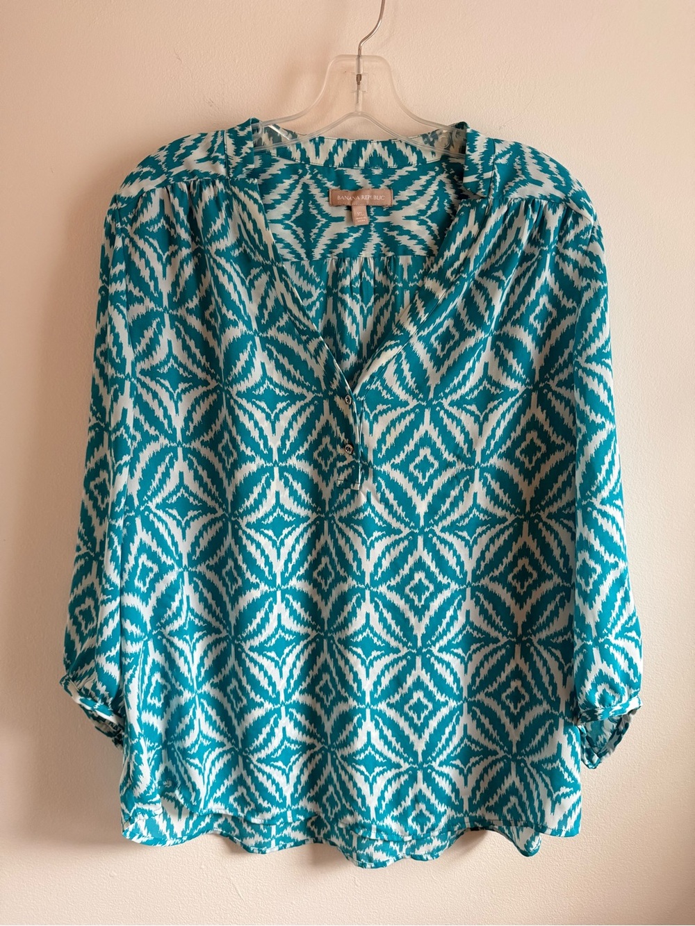 Banana Republic Teal and White Geometric Blouse
